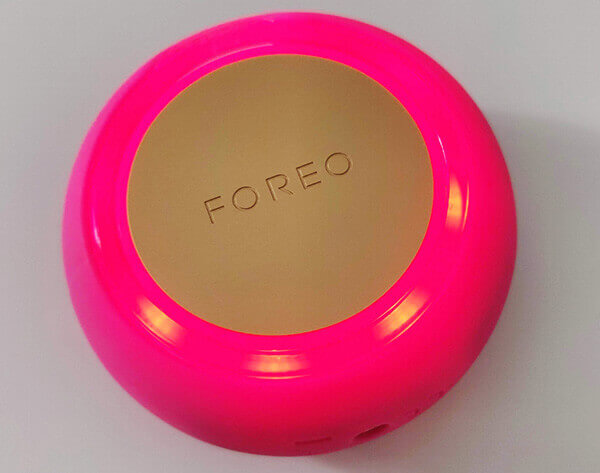 FOREO UFO 2 cel mai nou dispozitiv pentru aplicarea măștilor-tratament_zonă de activare cu lumină LED