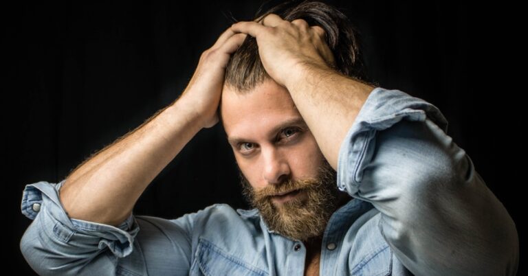 beneficiile uleiurilor pentru barbă și părul de pe față la bărbați