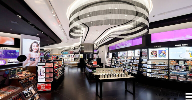 Sephora deschide un al doilea Magazin al Viitorului în Shanghai după cel din Singapore de anul trecut